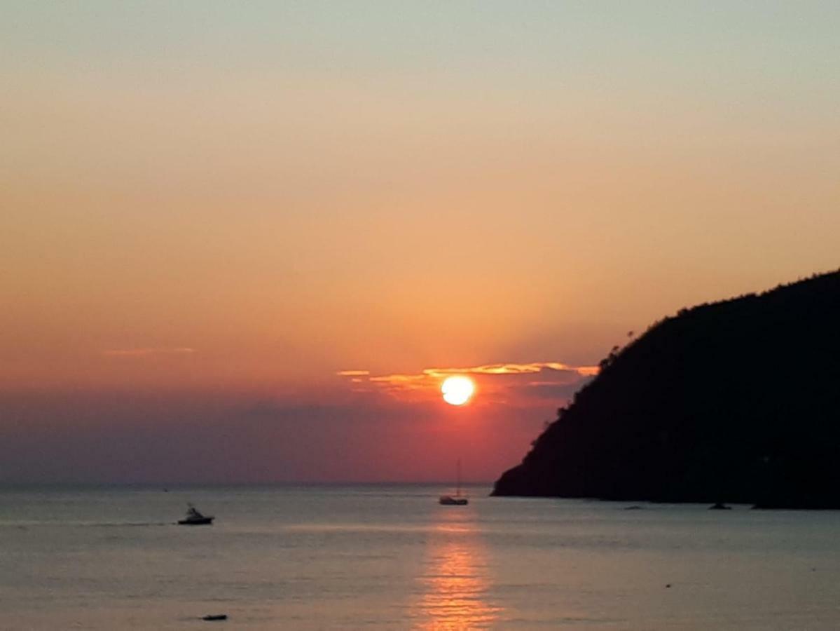 Appartamento Il Golfo Dei Poeti E 5 Terre A 2 Passi 라스페치아 외부 사진